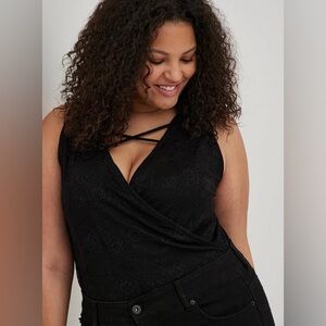 TORRID - Surplice Strappy Bodysuit - Lace Black - 0/LG